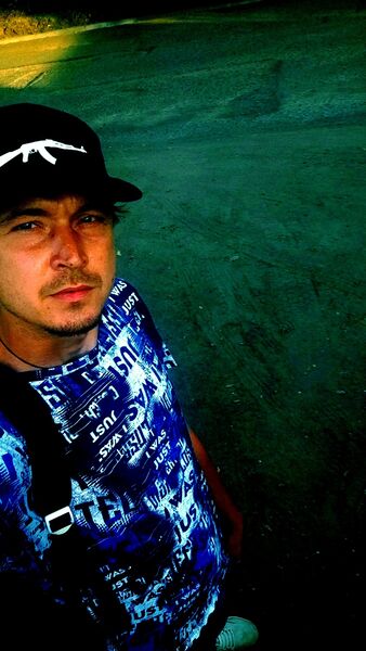  ,   Leonid, 30 ,   ,   