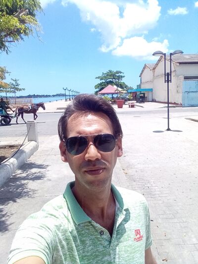  ,   Adonis, 39 ,   ,   