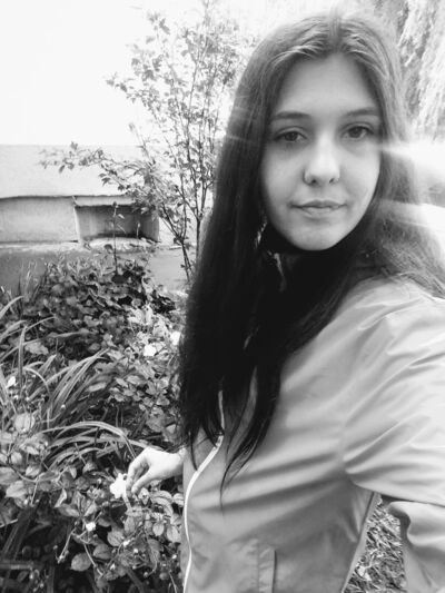  ,   Alina, 26 ,   c 