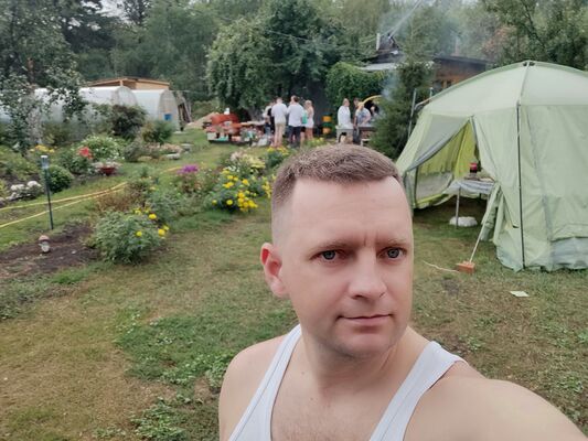  ,   Artem, 37 ,   ,   , c , 