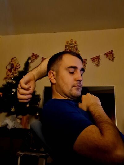  ,   Pavel, 30 ,   ,   