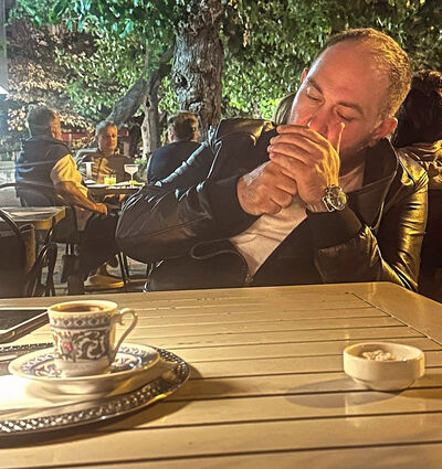 Cesme,   Samet, 37 ,   ,   