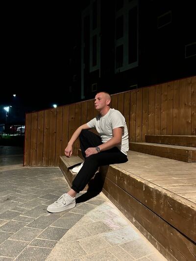  ,   Vadim, 22 ,   ,   