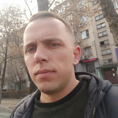  ,   Ilya, 40 ,   ,   