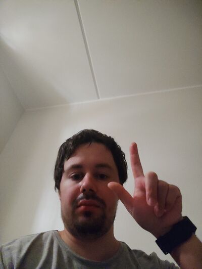  ,   Artur, 30 ,   ,   , c , 