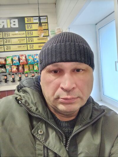  ,   Ildar, 52 ,   ,   