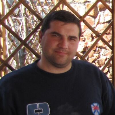  ,   Viktor, 45 ,   ,   