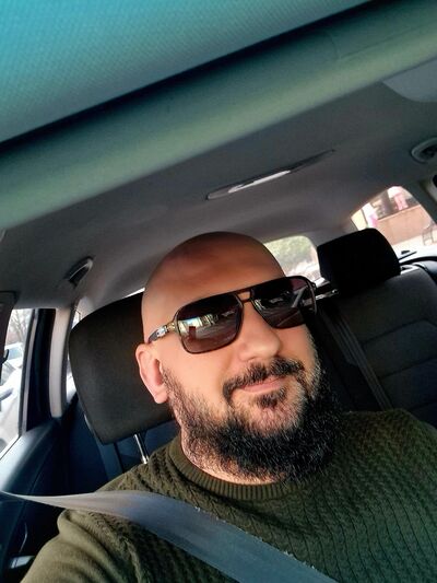  ,   Andre, 44 ,   ,   