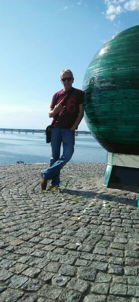  ,   Viktor, 69 ,   ,   , c 