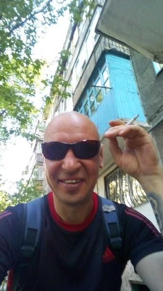  ,   Max, 44 ,     , c 