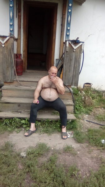  ,   Aleks, 54 ,  