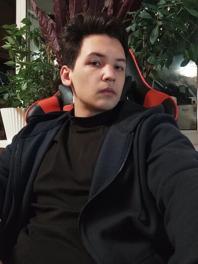  ,   Nikolay, 20 ,   ,   