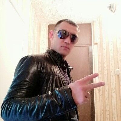  ,   Farrux, 35 ,   