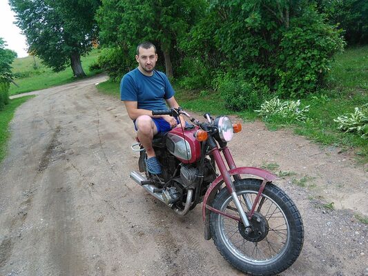  ,   Andrius, 37 ,   ,   , c 