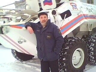  10076362  Anatolii, 52 ,     