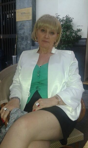  ,   Scarllet, 61 ,     , c 