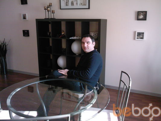  1919932  Elik, 47 ,    