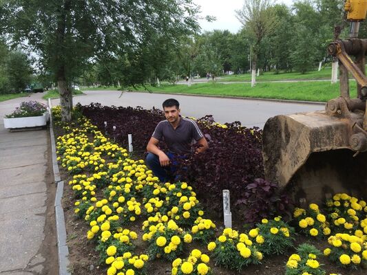  ,   Aisik, 38 ,   
