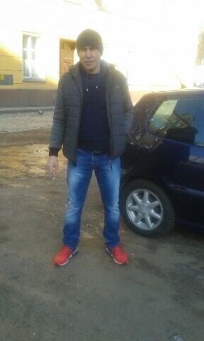  ,   Yurii, 42 ,   ,   , c 
