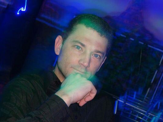  ,   Yuri, 47 ,   ,   , c 