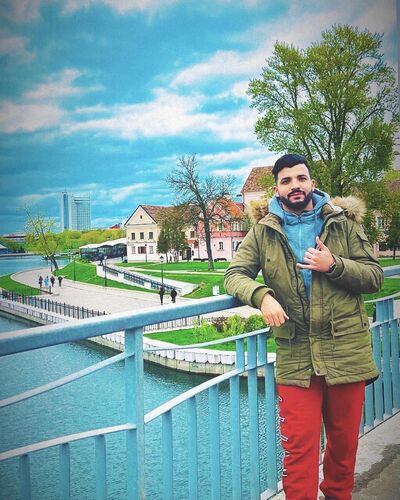  New York City,   Mourad, 27 ,   ,   
