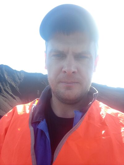  ,   Evgenji, 36 ,  