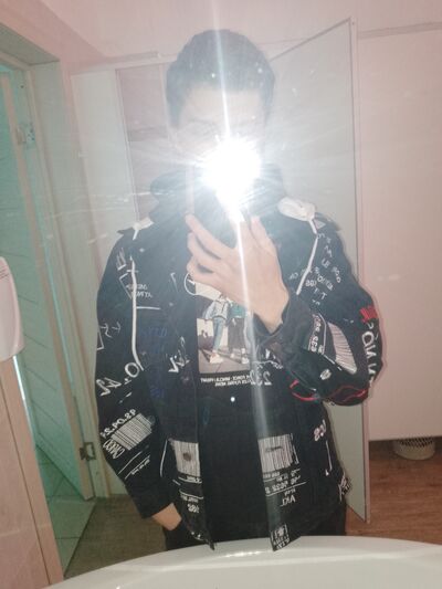  ,   Denis, 25 ,   ,   