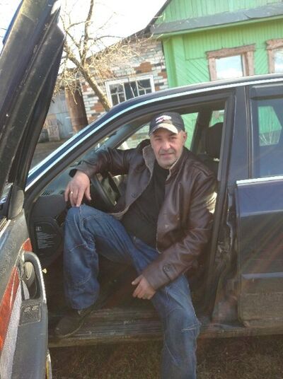  ,   Arni, 48 ,   