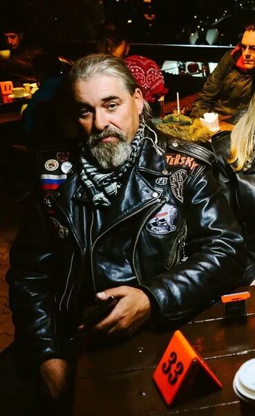  ,   Oleg, 60 ,   c 