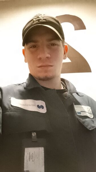  ,   Ales, 24 ,   ,   