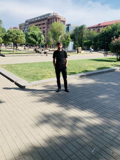  ,   Samvel, 25 ,   ,   