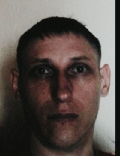  ,   Alex, 25 ,     