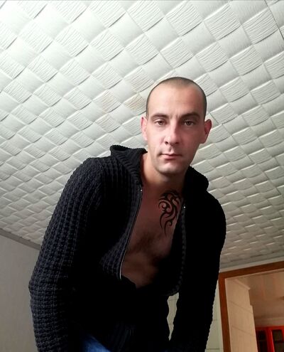  ,   Kirill, 37 ,   ,   