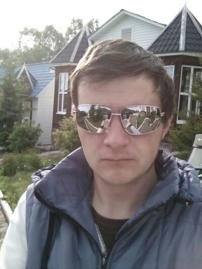  ,   Denis, 35 ,  