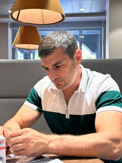  ,   Kamil, 41 ,   ,   