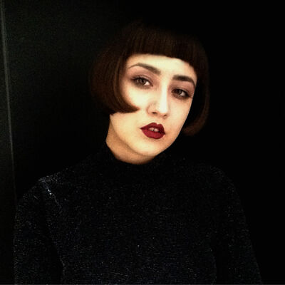  ,   Jana, 28 ,  