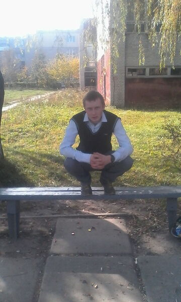  ,   Slavik, 32 ,   