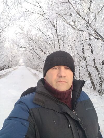  ,   Ali, 42 ,   ,   