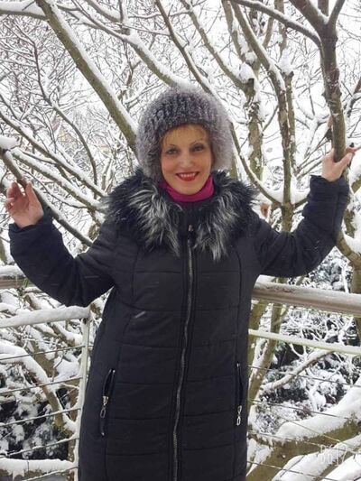  ,   Alla, 48 ,   ,   
