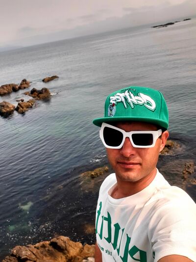  ,   Denis, 34 ,   ,   