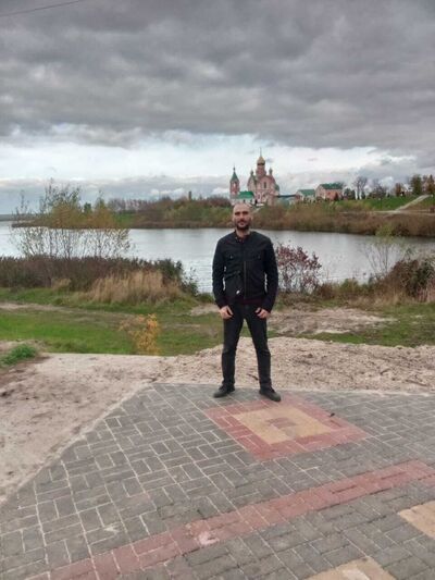  ,   Denis, 37 ,   ,   , c , 