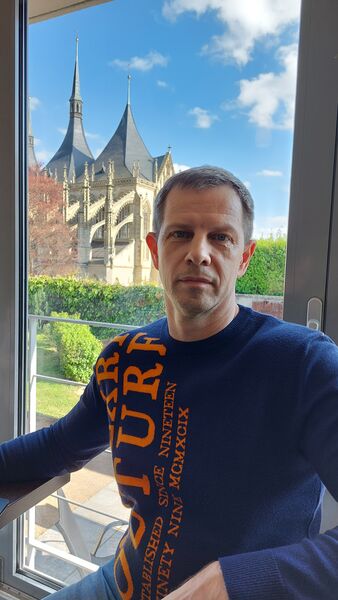  Praha,   , 48 ,     , c 