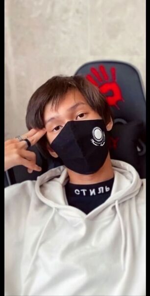  ,   Maks, 22 ,   ,   