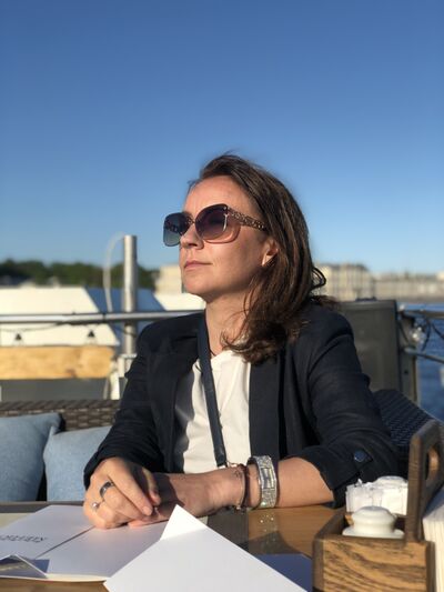  -,   , 43 ,     , c 