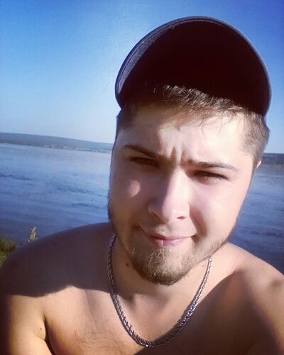  ,   Marsel, 29 ,   