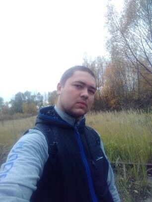  ,   Leonid, 25 ,   