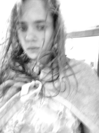  ,   Tina, 28 ,   ,   