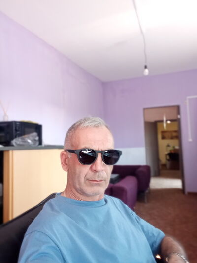  ,   Maxim, 53 ,     , c 