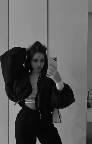  ,   Daniela, 25 ,   ,   