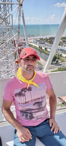  ,   Naim, 44 ,   ,   